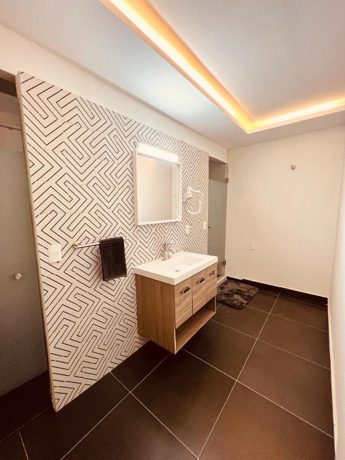 Suites Bauhaus Casa Blanca La Corregidora 外观 照片