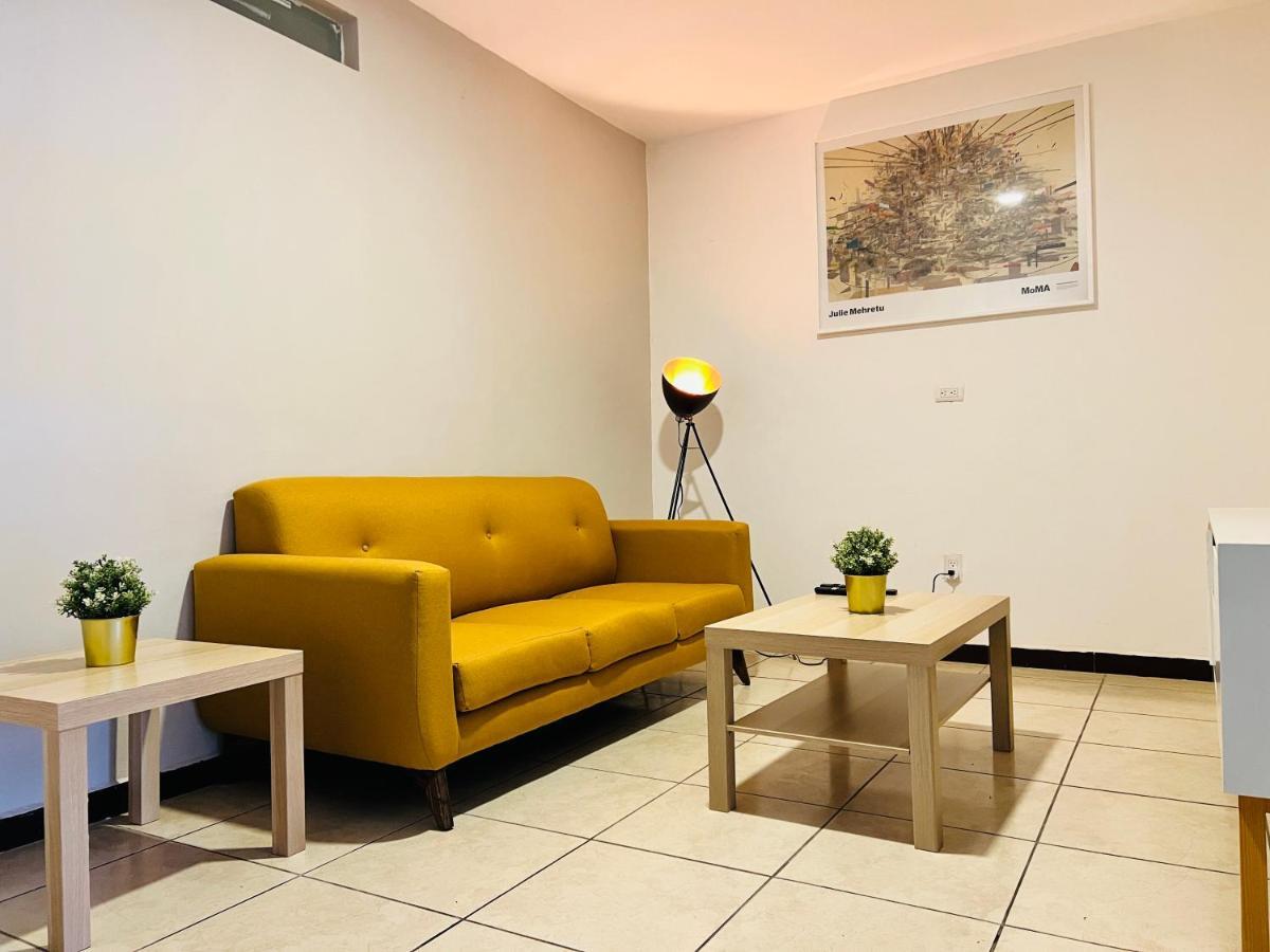 Suites Bauhaus Casa Blanca La Corregidora 外观 照片